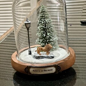 Narnia Aslan Lion Handmade Diorama: Light-up Terrarium Bell Jar - Etsy