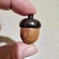 Homoyoyo 4-tlg. Eichel Anhänger Set - Holz Charms Für DIY Schmuck & Herbstdeko