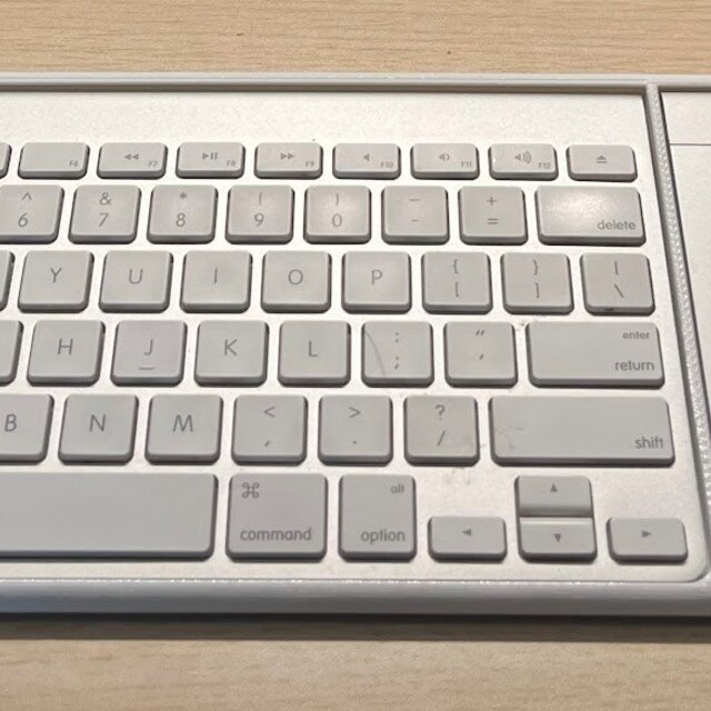 Magic Board dla Apple Magic Trackpad i klawiatury