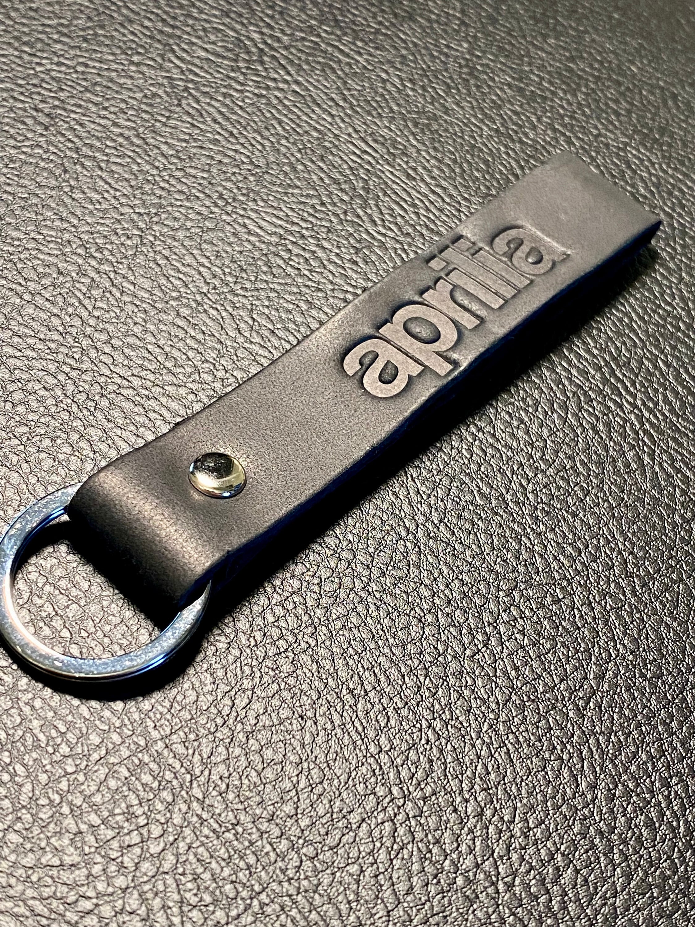 Personalization leather key ring, handmade leather keychain for men, key cover for rider biker, motorcycle keychain, motorcycle gift