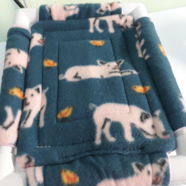 Curated visual reference: Fresh Look at Guinea Pig Fleece Tunnel Guinea Pig Bed Guinea Pig Sleep