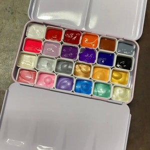 Empty Watercolor Palette Tin Case with 18pcs Half Pans Carrying Magnetic  Stripe