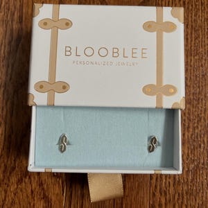Customer photo, S Thing Stud Earrings