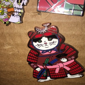 Shogun Cat Red Enamel Pin/_cat enamel pin/_Samurai/_Cat/_cat gift/_cat pin/_pin game/_hard enamel pin/_japanese/_shogun/_kawaii/_horsefiddlepress
