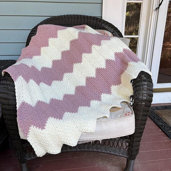 Alpenhaus Easy Crocheted Throw Blanket Pattern Chunky Crochet Throw