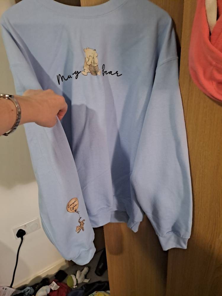 Mama Bear Sweatshirt. Personalised Mum Sweatshirt with children&#39;s names. Winnie the Pooh Sweatshirt  gift for Mum. Mama Bear Jumper.