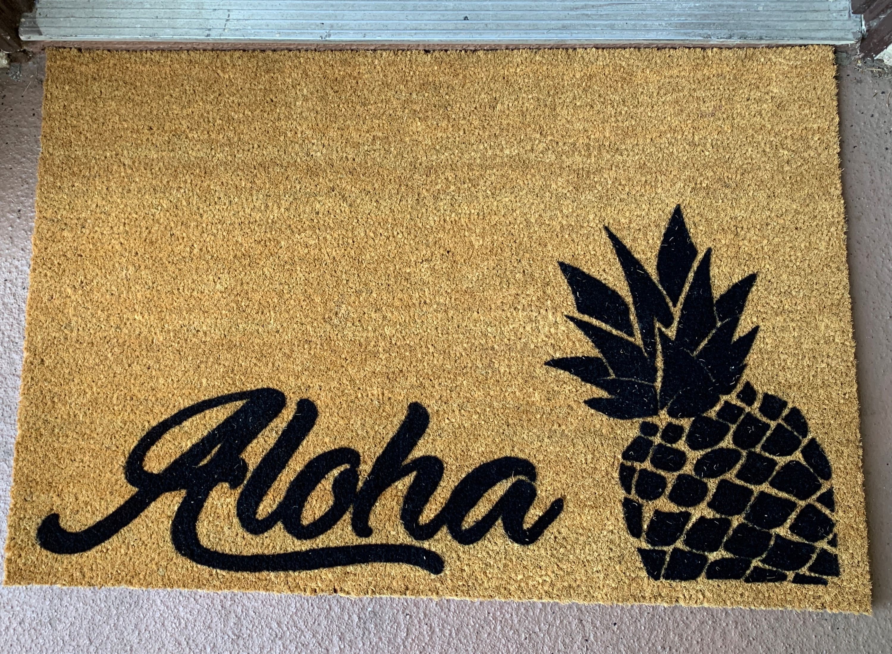 Momona Hawaiian Tropical Pineapple Aloha Doormat Personalized Doormat Rug Housewarming Gift Family Welcome Mat Custom Funny Birthday New Momona Hawaiian Tropical Pineapple Aloha Doormat Personalized Doormat Rug Housewarming Gift Family Welcome Mat Custom Funny Birthday New