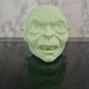 Lynsey added a photo of their purchase