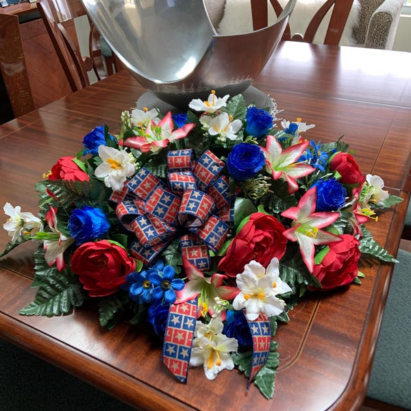 Patriotic Cemetery Saddle: Red, White and Blue Silk Memorial Flowers - Etsy