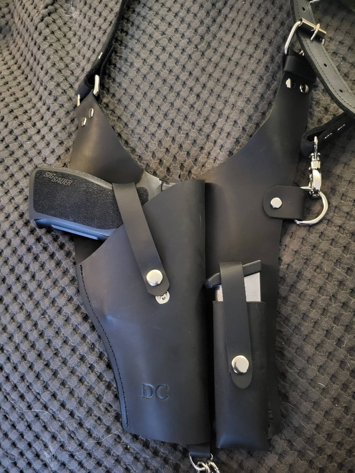 Colt 1911 holster, Custom gun holster, Leather shoulder gun holster, Underarm gun holster, Leather gun holder, Leather gun accessories