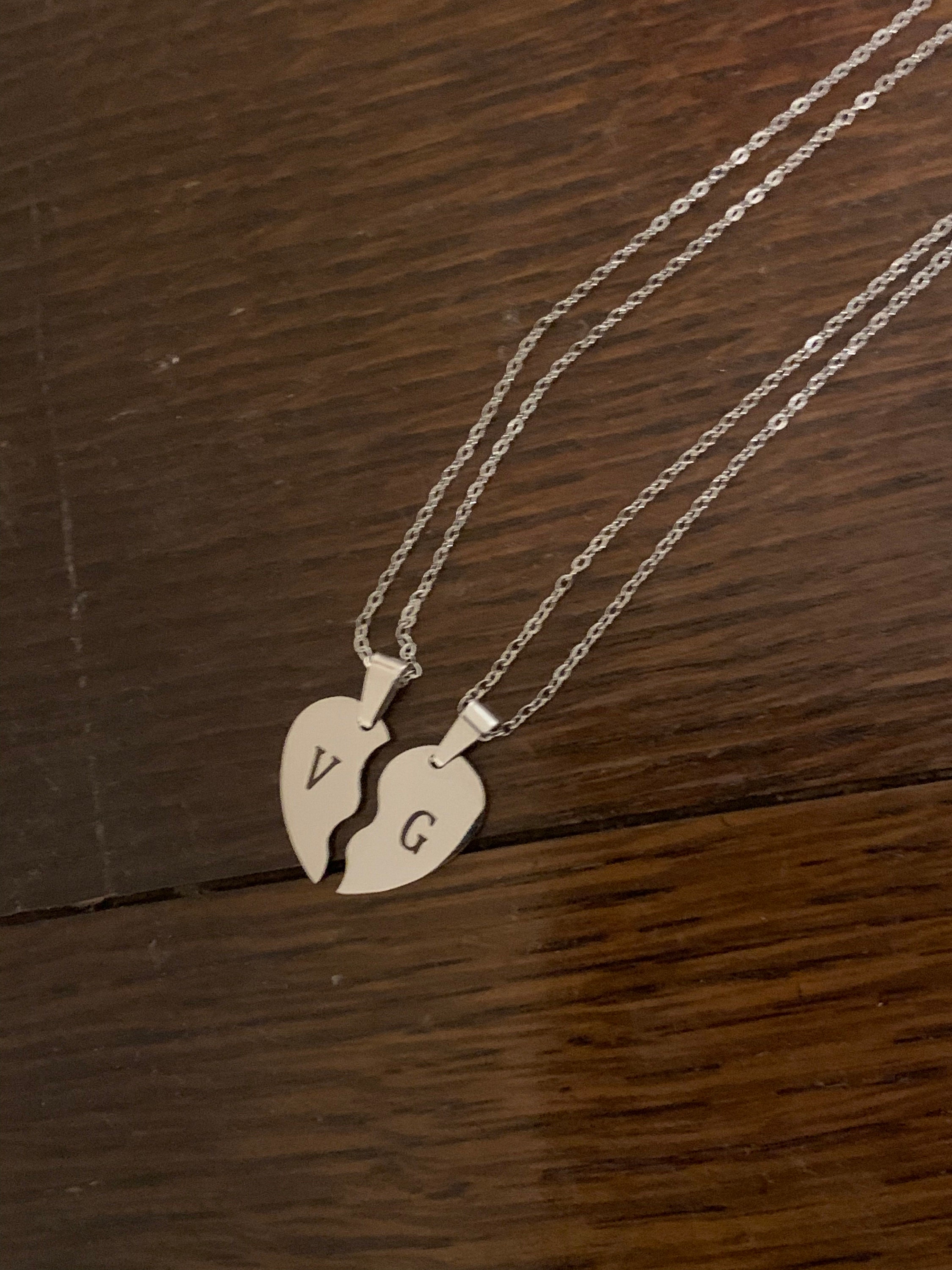 Personalised Best Friends Heart Necklaces Couples Necklaces Custom Engraved Gift For Her Minimalist Bridesmaid Gift Birthday Gift