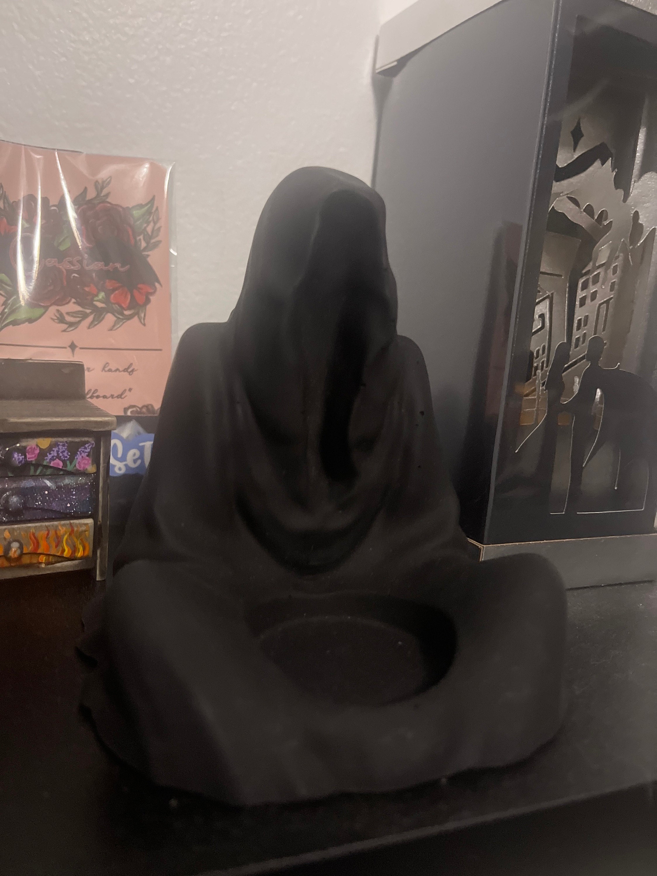 Jesmonite Ghost Candle Holder-Halloween Ghost Decorations for Fall-Spooky Ghost Candlestick Holder-Gothic Home Decor