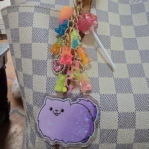 Esmeralda added a photo of their purchase