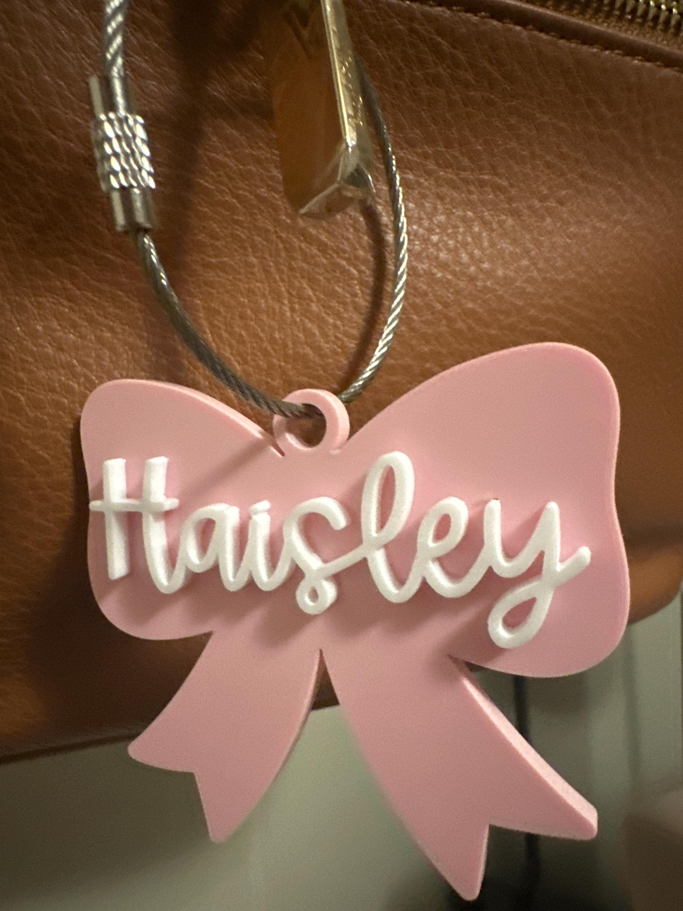 Custom Diaper Bag Tag Baby Girl Pink Bow Keychain Diaper Bag Acrylic Tag Bow Design Daycare Tag Pink Bow Aesthetic Keychain Backpack Tag