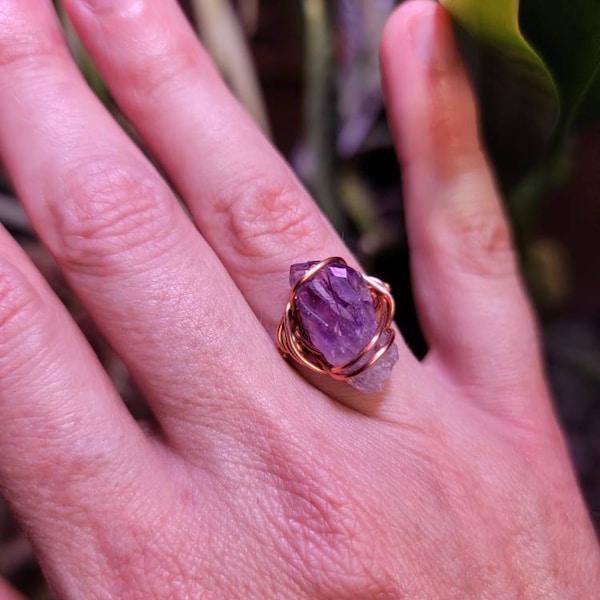 Amethyst Crystal Point Quartz Ring