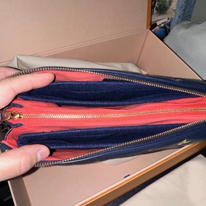  Zoomoni Bag Organizer for LV Louis Vuitton Coussin MM (Set of  3) - Premium Felt Purse Handbag Insert Liner Shaper Divider Organizer  (Handmade) Soft Structure Support : Handmade Products