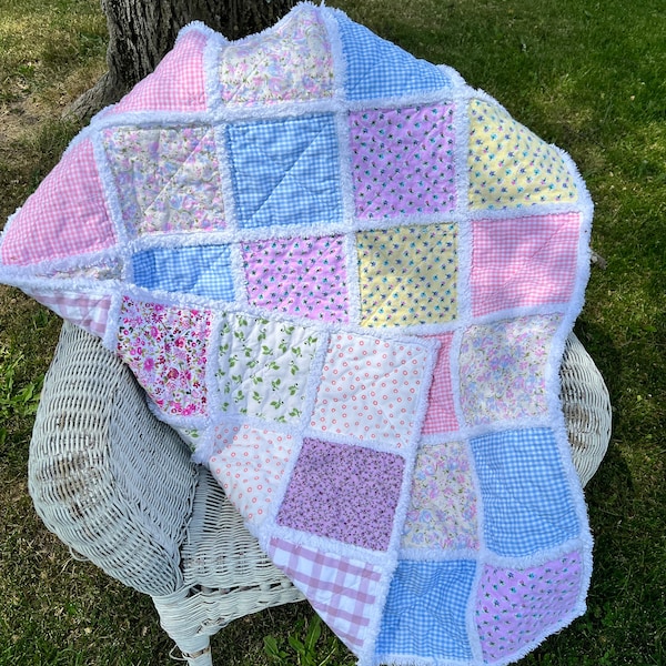 Reversable Rag Quilt Pattern Double-sided Rag Quilt Tutorial PDF | Reversible Baby Quilt Pattern ...