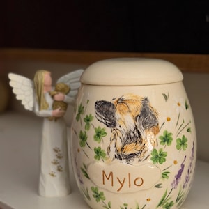 Carleigh added a photo of their purchase