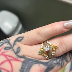 Taylor added a photo of their purchase