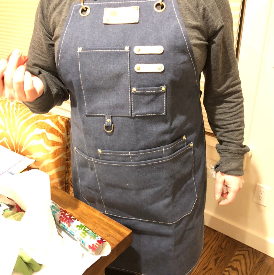 Water Resistant Barber Hairstylist Hair Stylist Hairdresser Canvas Aprons,Best Gifts Work Shop Apron For Women With Pockets