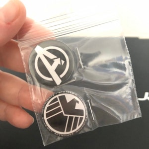 Marvel The Avengers badge Thor SHIELD 1” Iron Man 25mm pin button Marvel The Avengers badge Thor SHIELD 1” Iron Man 25mm pin button