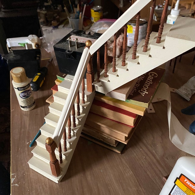 Attrezzi In Miniatura Scala 1/12 Martello Miniatura Scala 1/12 Per Case Delle Bambole - Strumento In Metallo Dipinto, Island Craft Modellino Martello Scala 1:12 Attrezzi In Miniatura Scala 1/12 Martello Miniatura Scala 1/12 Per Case Delle Bambole - Strumento In Metallo Dipinto, Island Craft Modellino Martello Scala 1:12
