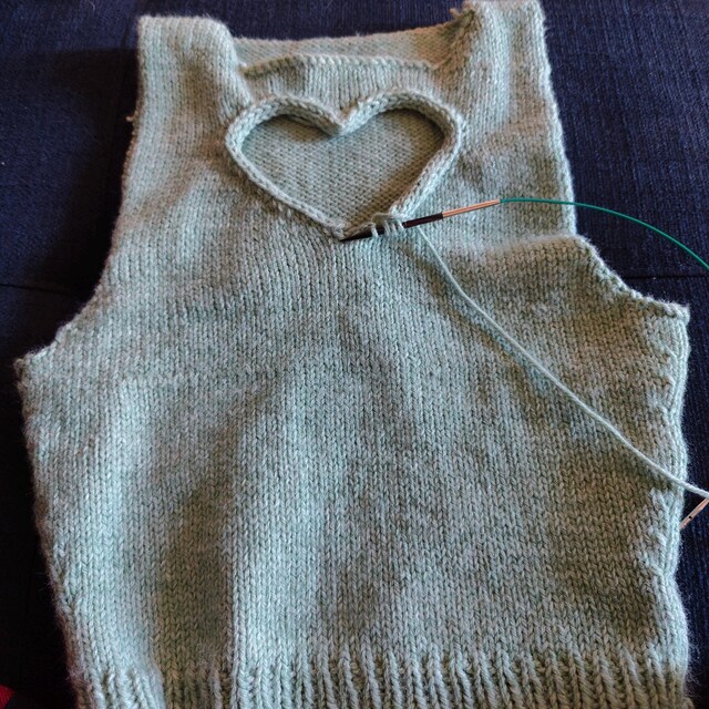 Heartless Top Knitting Pattern - Etsy
