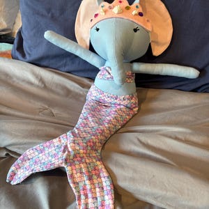 Jen added a photo of their purchase