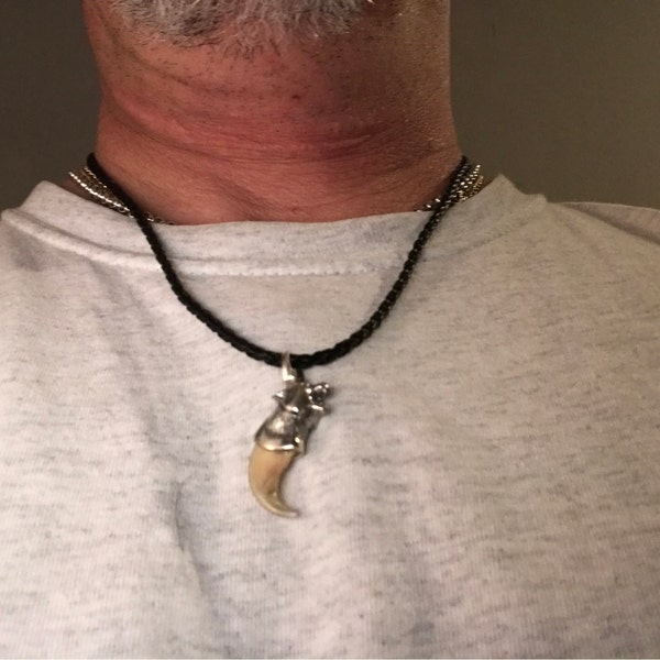 Men's Black Wolf Tooth Titanium Steel Pendant Necklace With Ball Chain - MN19 Style