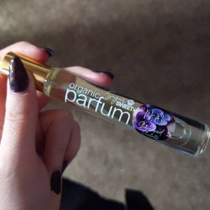 Kaye added a photo of their purchase