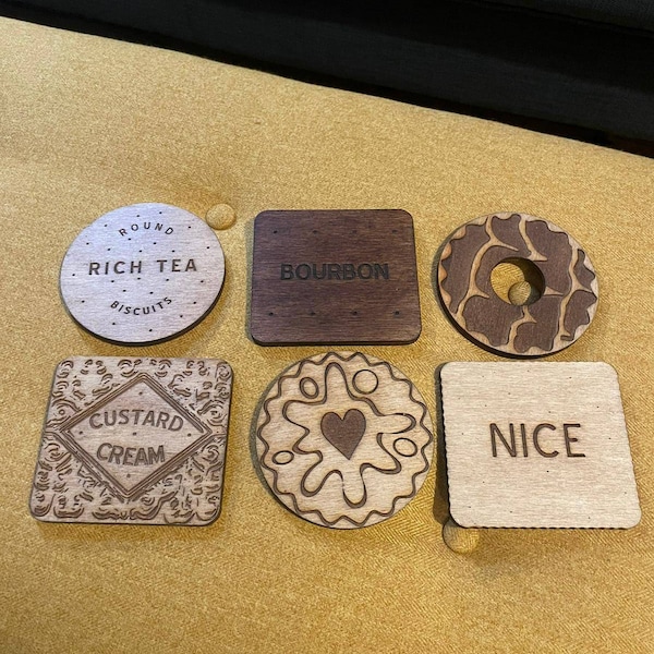 Personalized Home Wooden Art - Home Sweet Home - Family Gift Idea with 9 Members