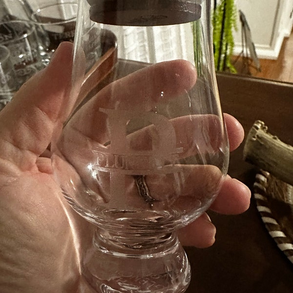 Personalized Glencairn Whiskey Glasses With Lids - Bourbon Glasses for Home Bar, Custom Whiskey ...