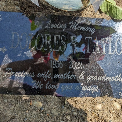 Memorial Stone for Mom Dad Personalized in Loving Memory - Etsy