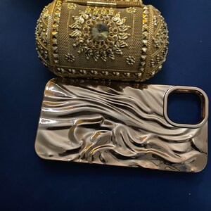 Silver-Toned Embellished Half Moon Clutch – Stylish Metal Evening Bag with Shoulder Strap