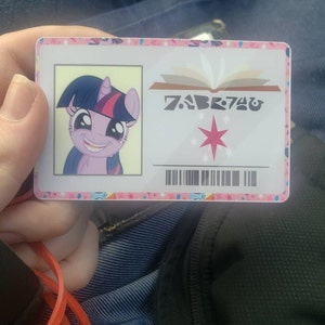 Upload your own design, custom ID badge, design your own id card, plastic badge, office badge, customized office id card