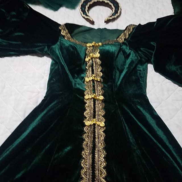 knee length dresses for ladies Alicent Hightower Costume – Medieval Queen Cosplay Gown from House of – GNG  Cosplay main image 0