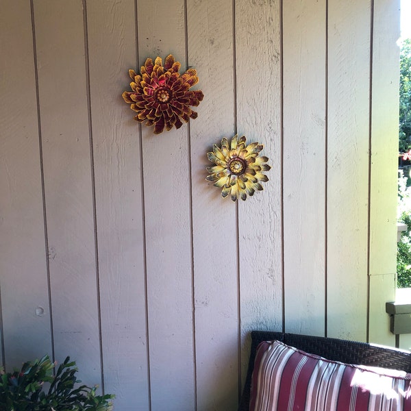 Visual Reference: Recycled Metal Flower Metal Art Tin Can Flower Garden Yard