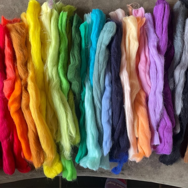 Navy Blue Wool Roving for Felting and Spinning Into Yarn - Etsy