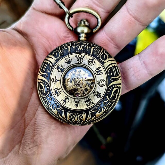 Cthulhu pocket watch discount