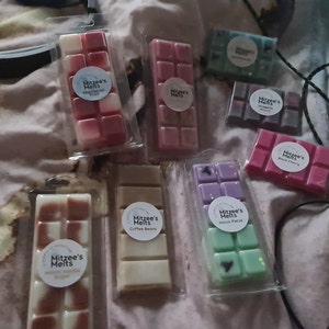 Voilet added a photo of their purchase