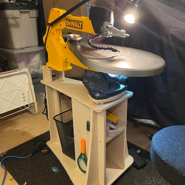 Dewalt scroll 2024 saw stand