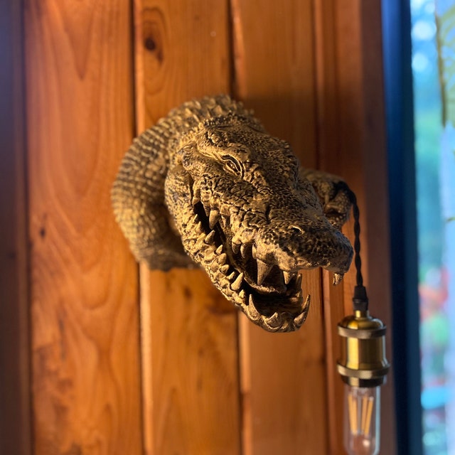 Alligator Wall Light Crocodile Wall Decor Exotic Aminal