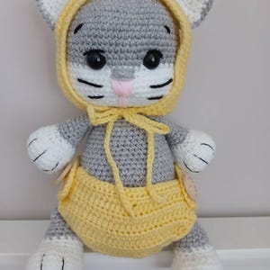 SIOBHAN added a photo of their purchase