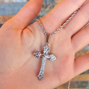 Ciondolo Croce Acciaio Inox Oro Nero Unisex Uomo Donna Nuova Collana Con Ciondolo Croce In Acciaio Inox - Finitura Oro Cubano O Nero, Unisex, Nuova Con Etichette Christopher Cross - Foto 8