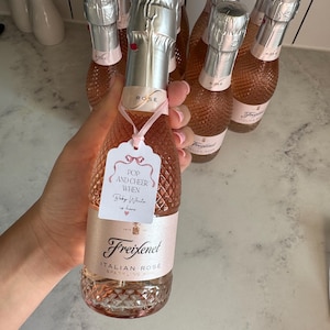 Raewyn added a photo of their purchase