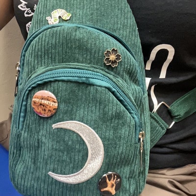 Kynd Bags golden Sunflower White Daisy Fanny Pack Rollerskate Skate ...