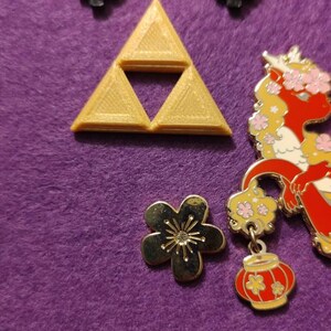トライフォースピン - Etsy 日本