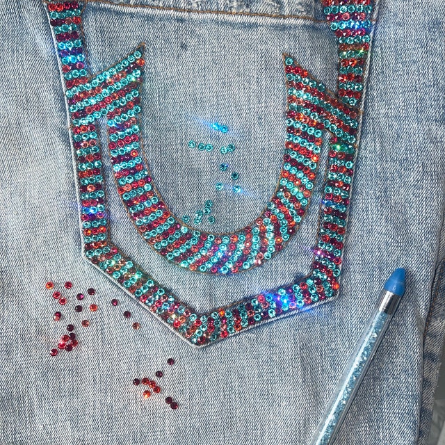Light Turquoise (263) Swarovski 2088 XIRIUS 16ss Crystal