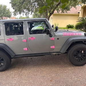 Giovanna added a photo of their purchase
