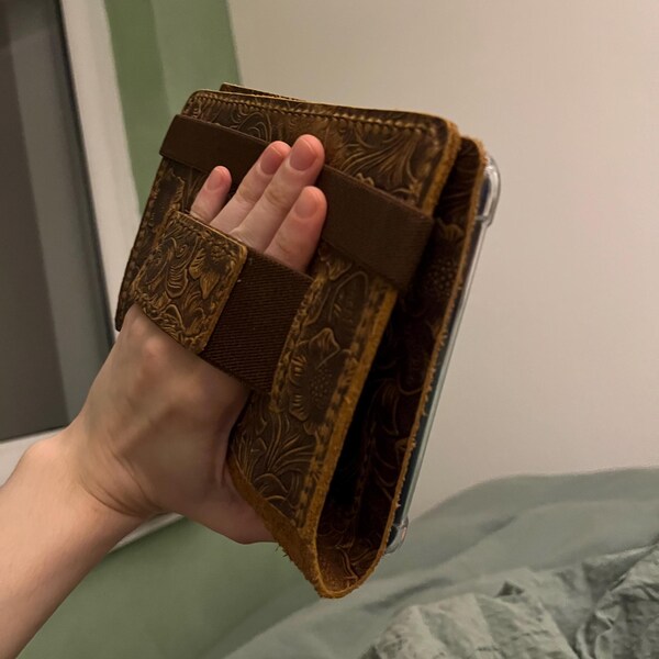 Compact Bible Case Handmade Personalized Leather Bible Cover - Custom KJV Bible Book Case - Extra Durable Brown Leather Personalized Bible Covers For Women